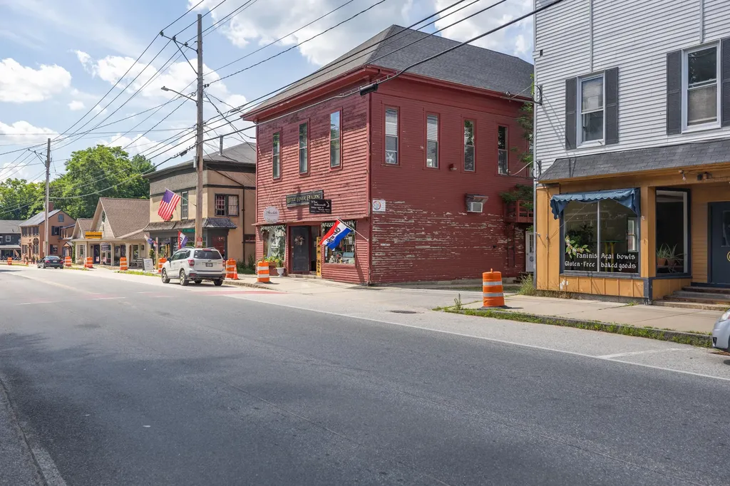 20 Main Street Cornish ME 04020