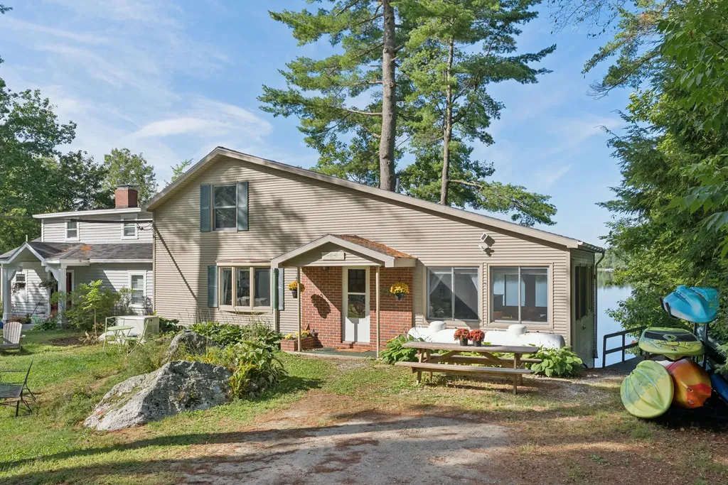 85-87 Taywood Road Auburn ME 04210