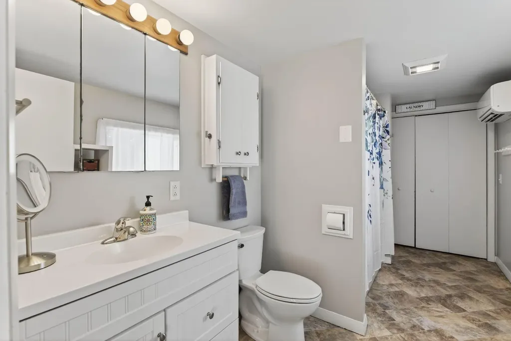 85-87 Taywood Road Auburn ME 04210
