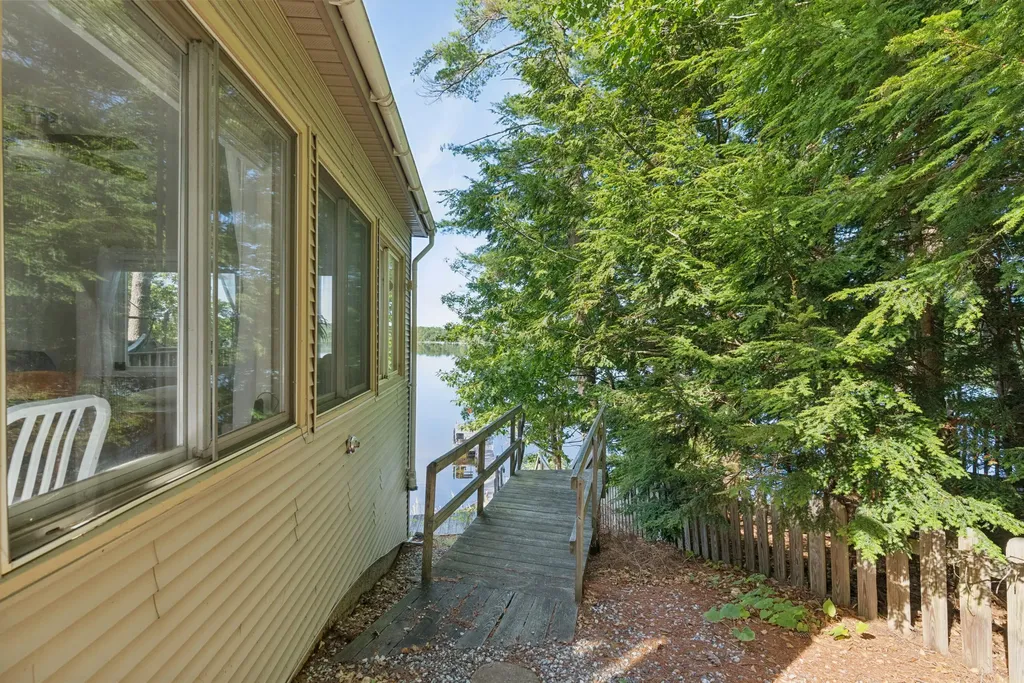 85-87 Taywood Road Auburn ME 04210