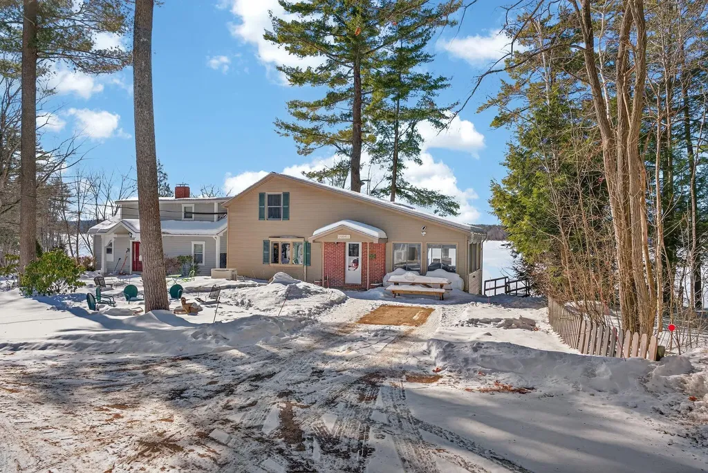 85-87 Taywood Road Auburn ME 04210