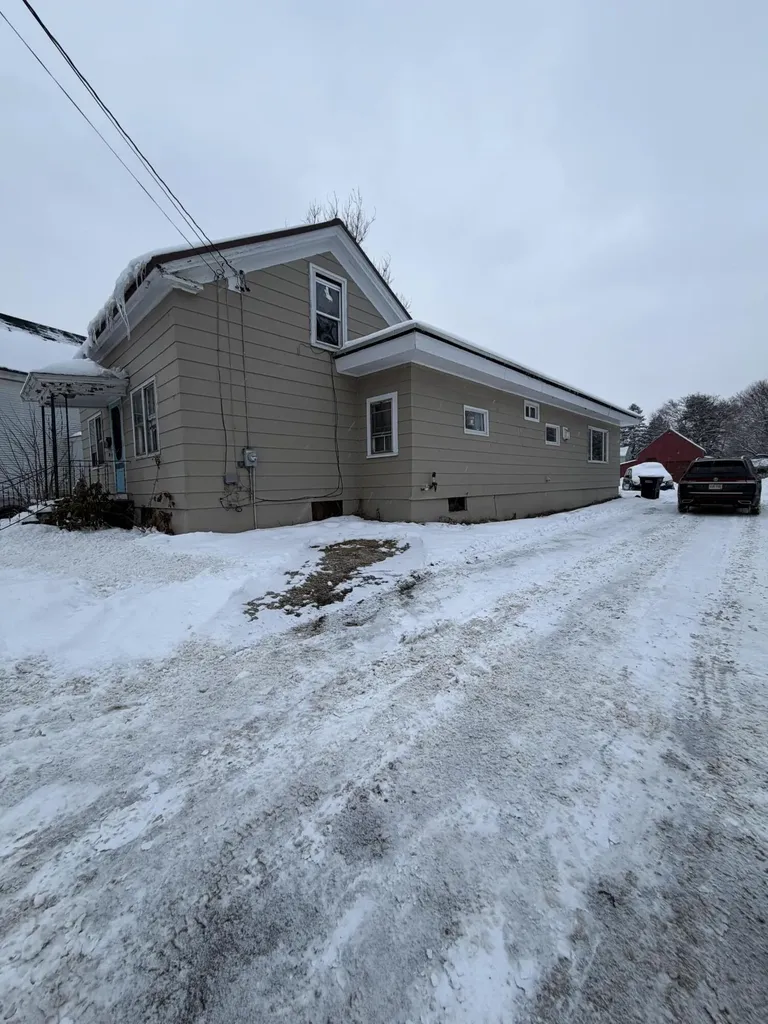 20 Thirteenth Street Bangor ME 04401