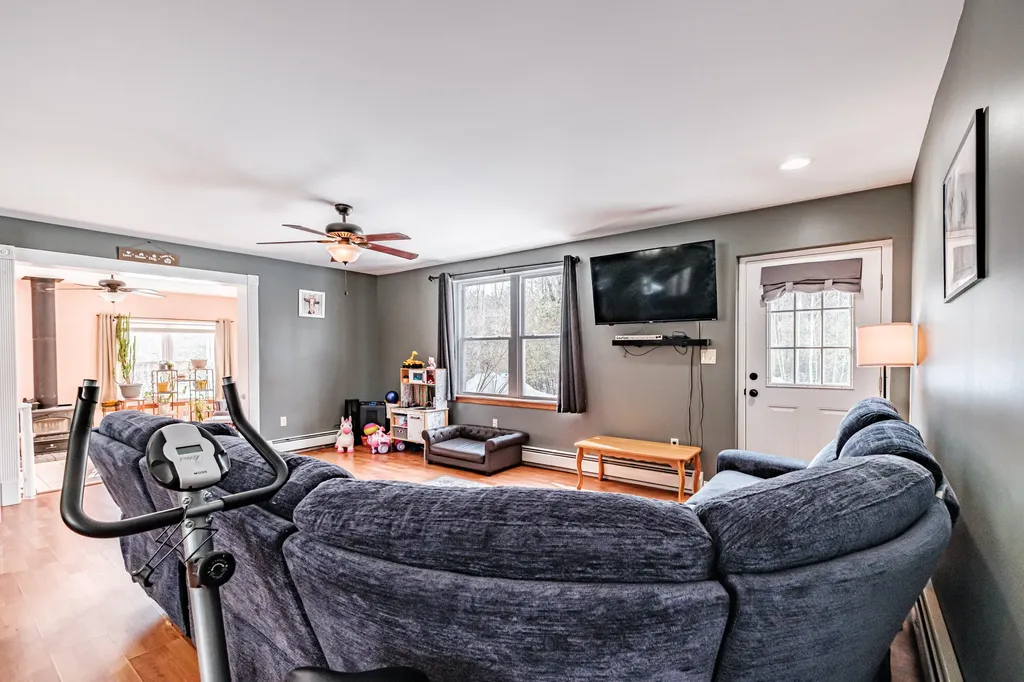 23 Zander Lane Lyman ME 04002