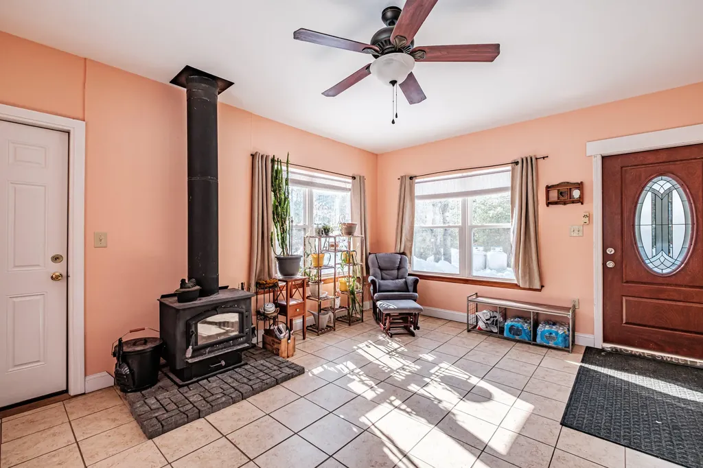 23 Zander Lane Lyman ME 04002