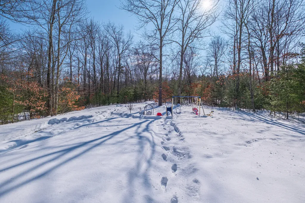 23 Zander Lane Lyman ME 04002