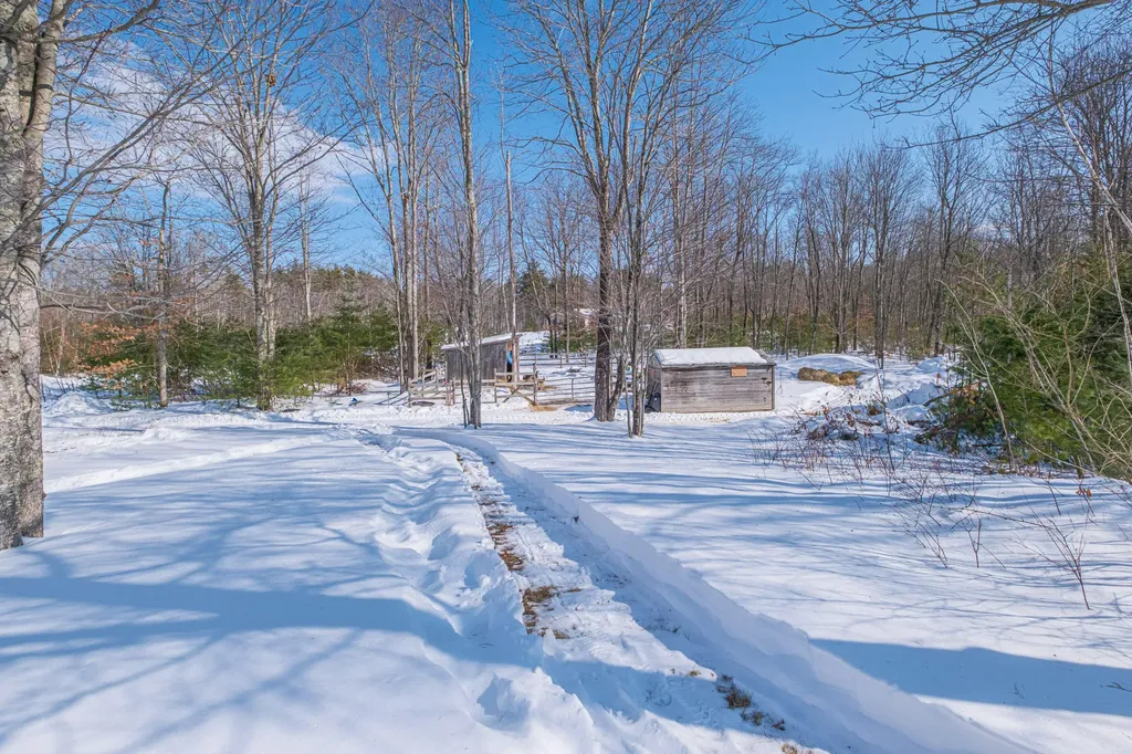 23 Zander Lane Lyman ME 04002