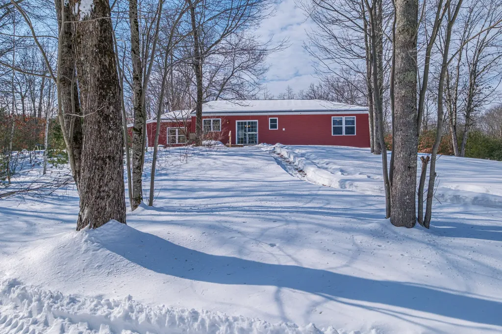 23 Zander Lane Lyman ME 04002