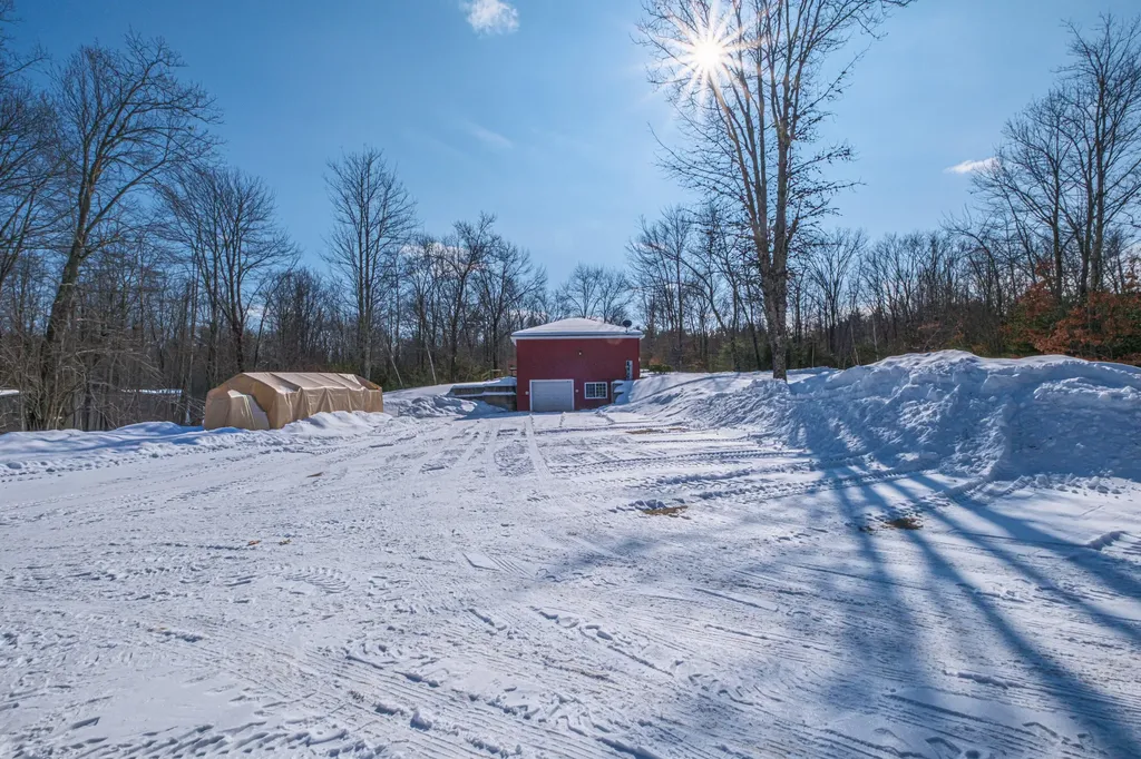 23 Zander Lane Lyman ME 04002