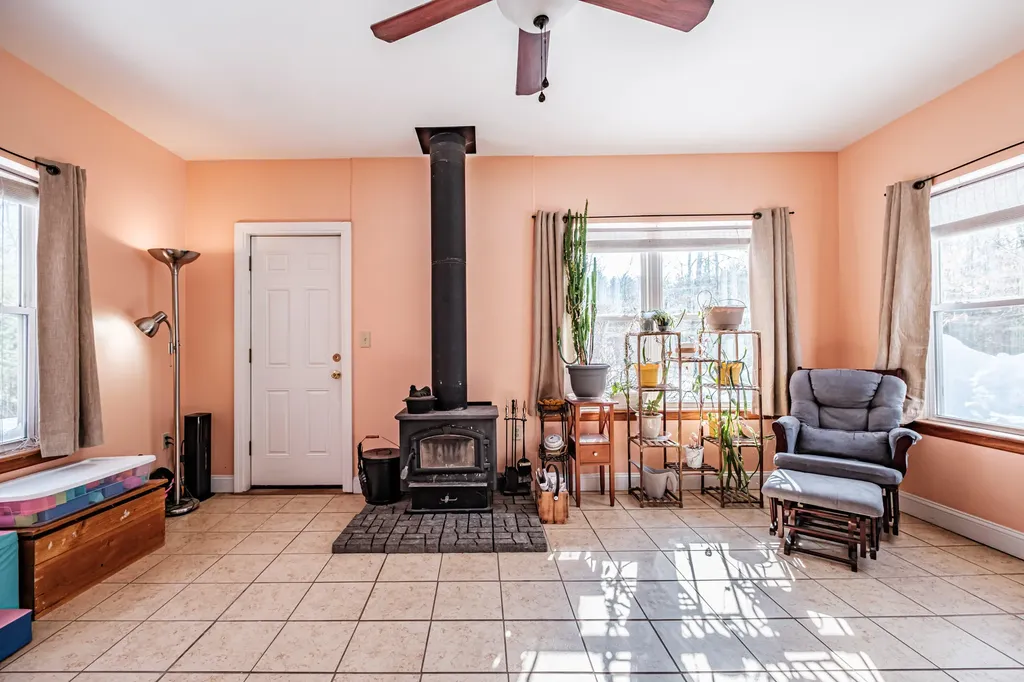 23 Zander Lane Lyman ME 04002