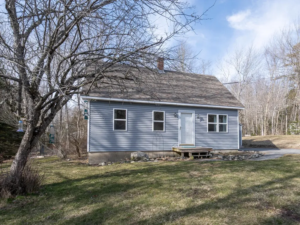 26 Gameston Park Road Ellsworth ME 04605