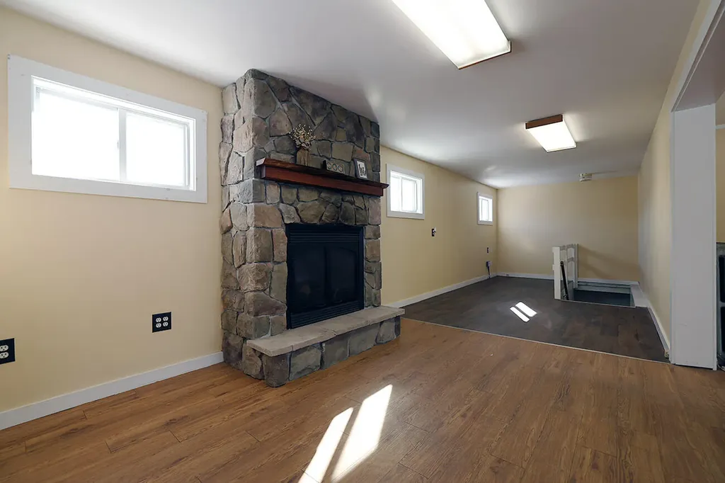 501-509 Maine Avenue Farmingdale ME 04344