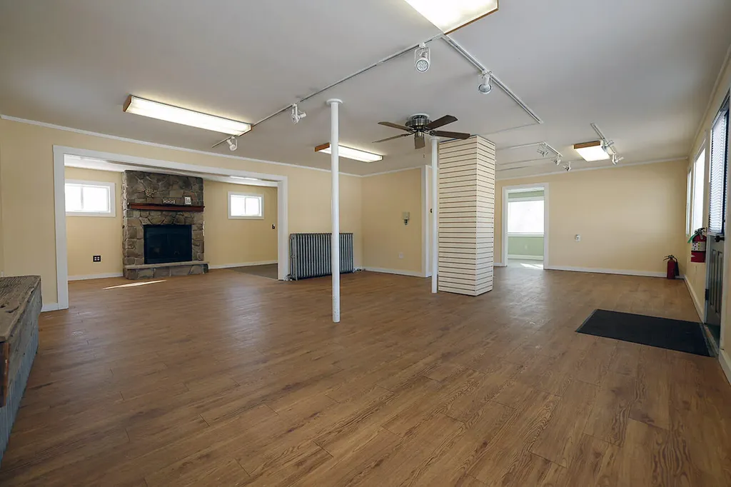 501-509 Maine Avenue Farmingdale ME 04344