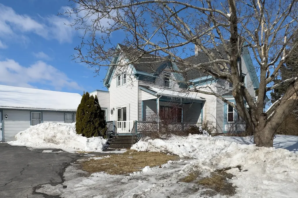 117 Ingraham Drive Owls Head ME 04854