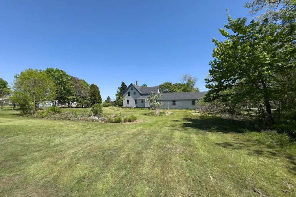 117 Ingraham Drive Owls Head ME 04854
