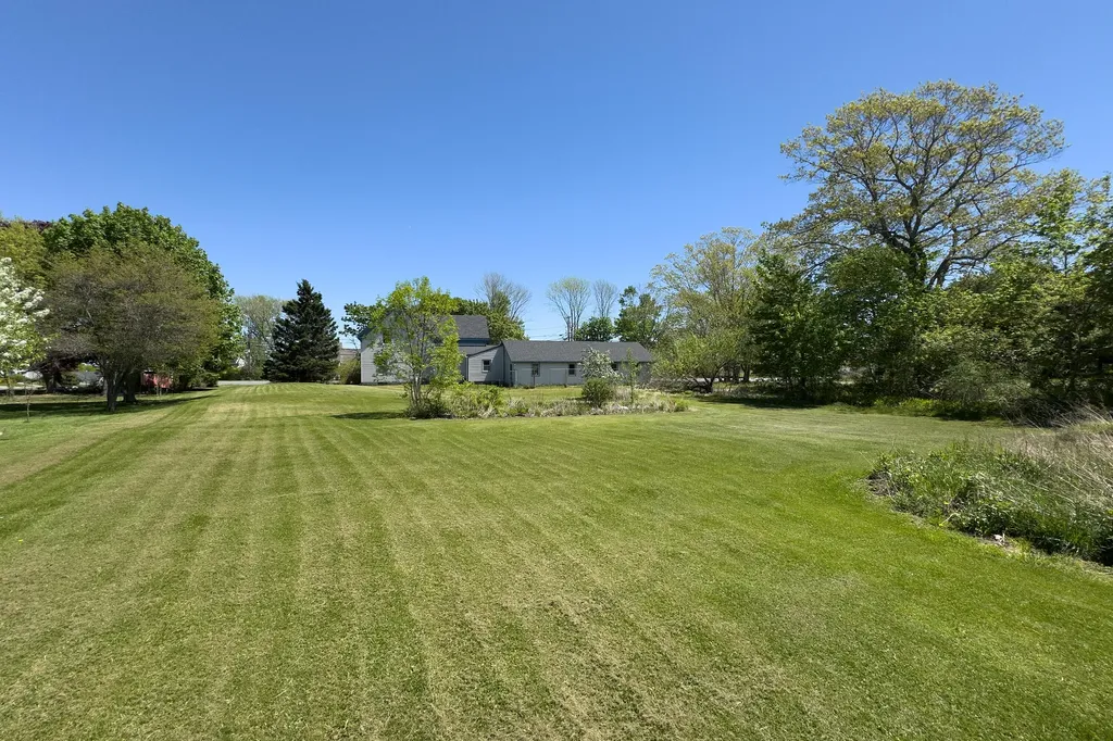 117 Ingraham Drive Owls Head ME 04854
