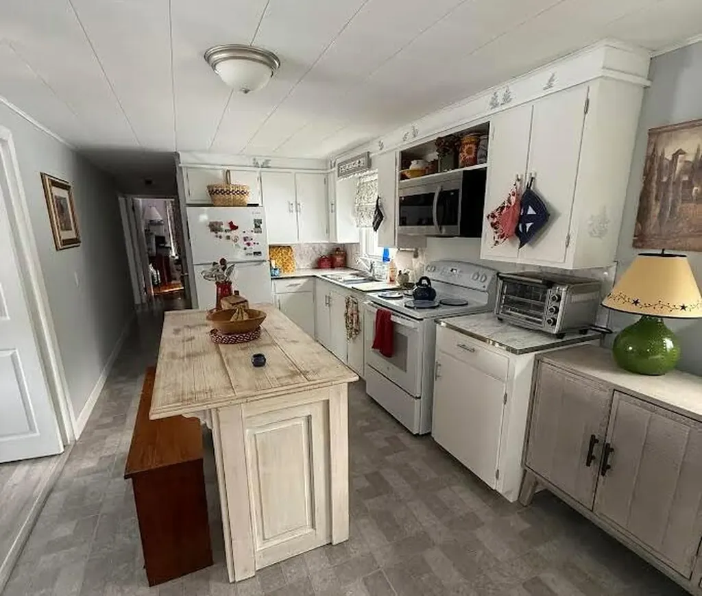 90 Whig Street Winterport ME 04496