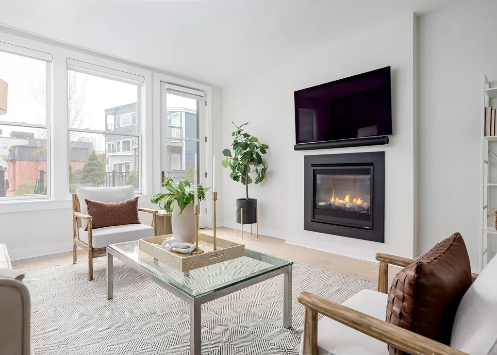 62 India Street Portland ME 04101