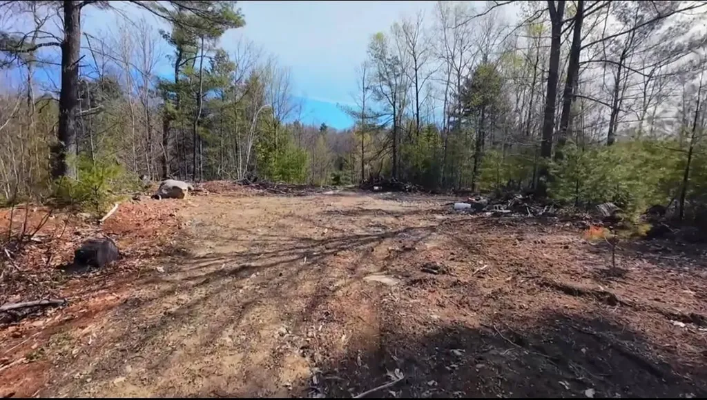 2 Melissa Drive Lewiston ME 04240