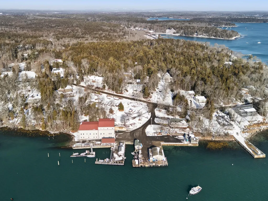 6 Boatyard Road Saint George ME 04860