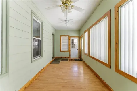 9 Winter Street Auburn ME 04210