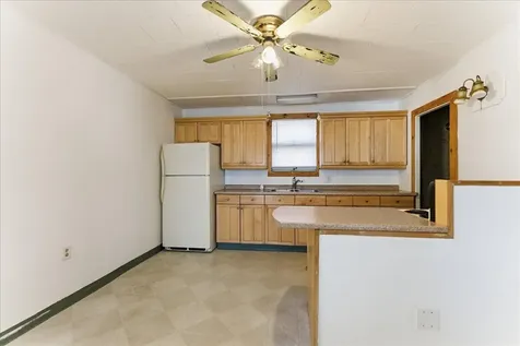 9 Winter Street Auburn ME 04210