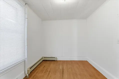 9 Winter Street Auburn ME 04210