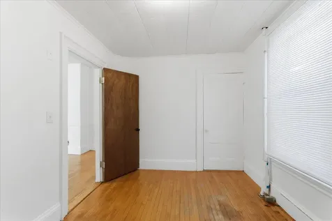 9 Winter Street Auburn ME 04210