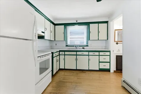 9 Winter Street Auburn ME 04210