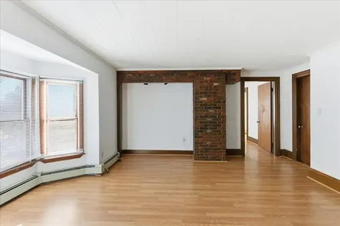 9 Winter Street Auburn ME 04210
