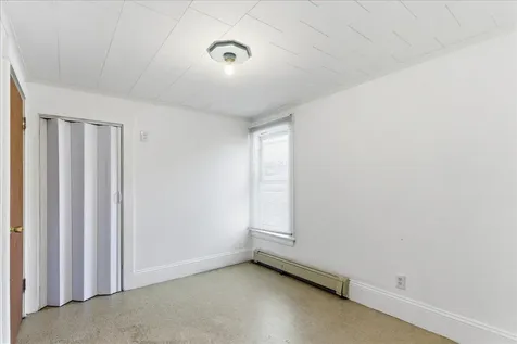 9 Winter Street Auburn ME 04210