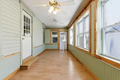 9 Winter Street Auburn ME 04210