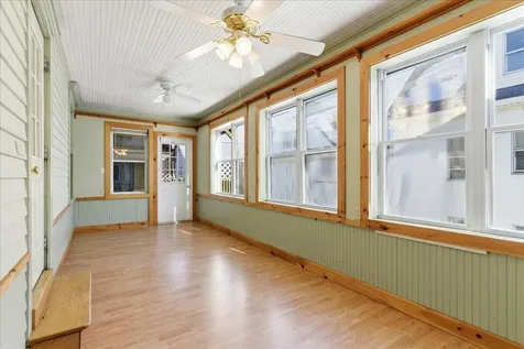 9 Winter Street Auburn ME 04210