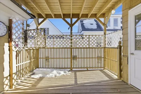 9 Winter Street Auburn ME 04210