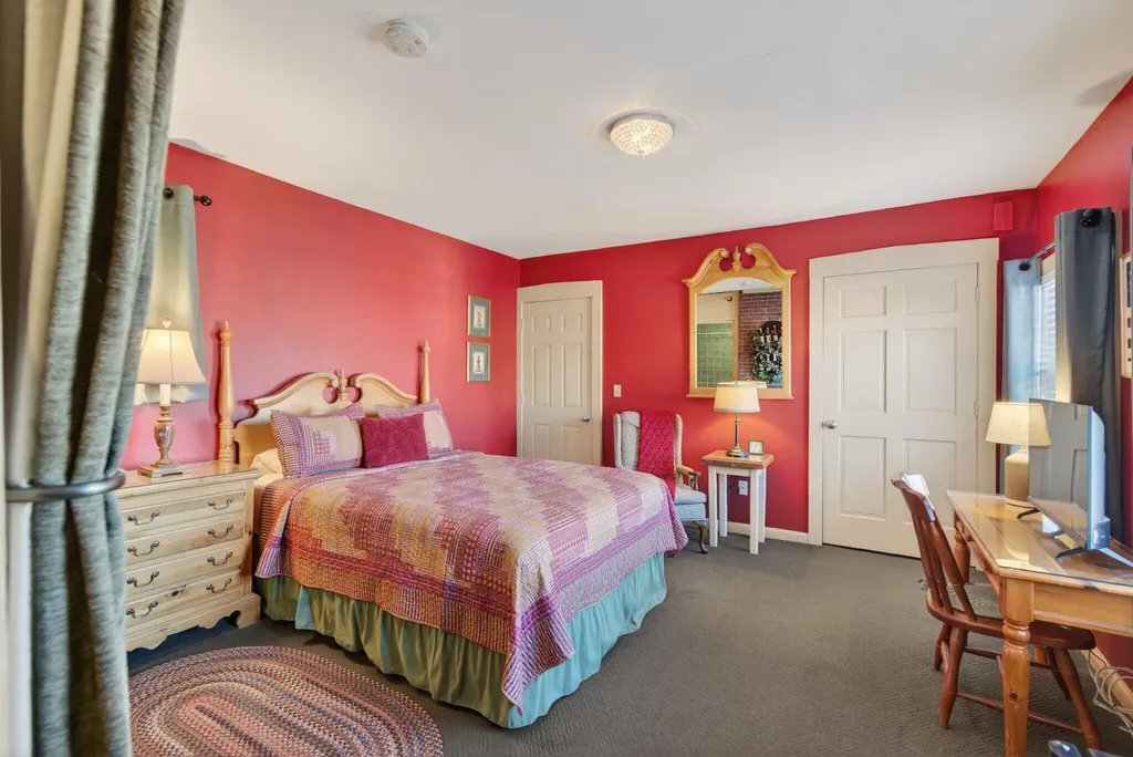 15 Pine Street Portland ME 04102