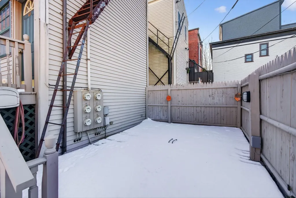 15 Pine Street Portland ME 04102