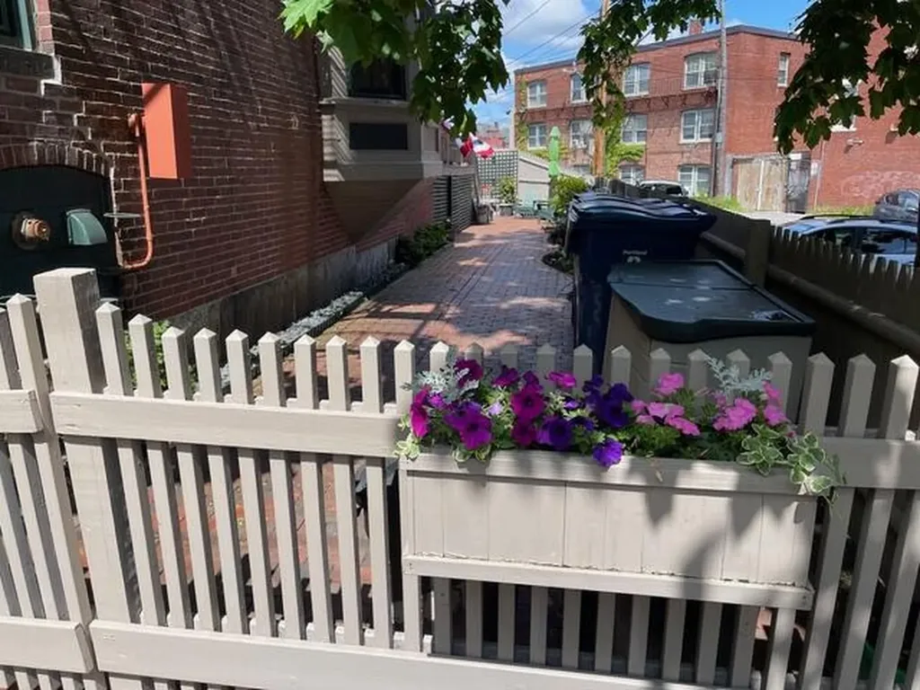 15 Pine Street Portland ME 04102