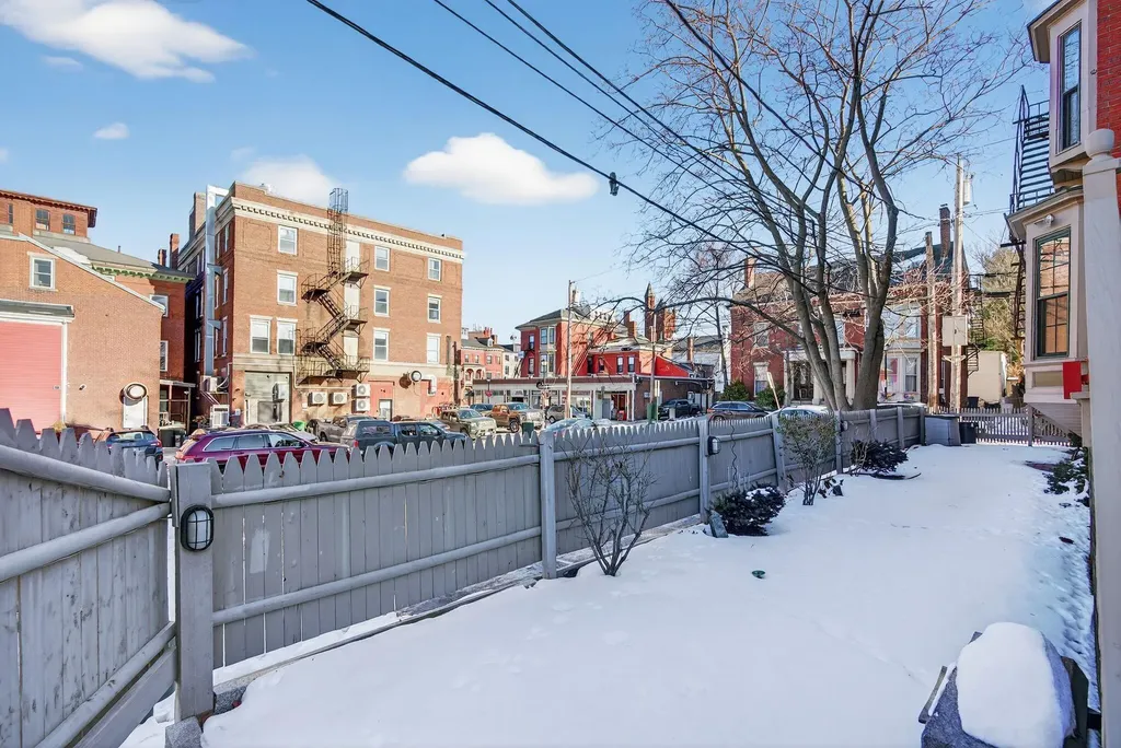15 Pine Street Portland ME 04102