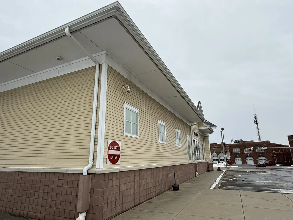 210 Main Street Waterville ME 04901