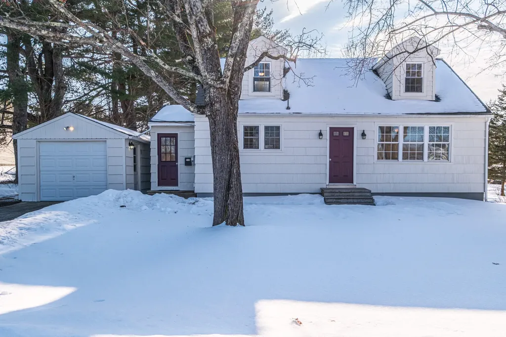 171 Stetson Road Lewiston ME 04240