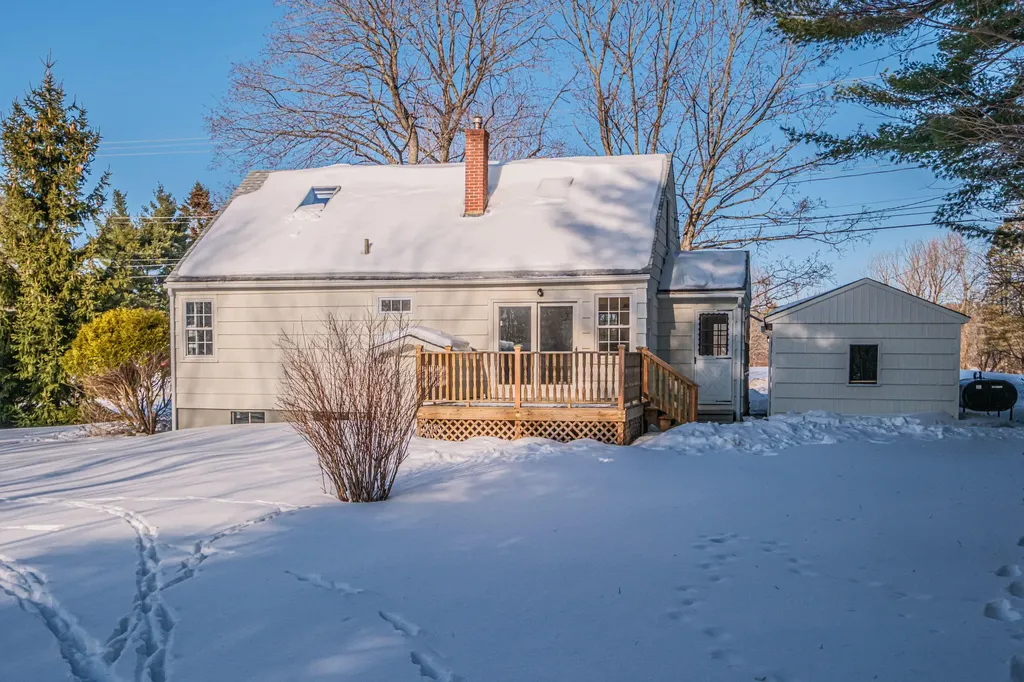 171 Stetson Road Lewiston ME 04240