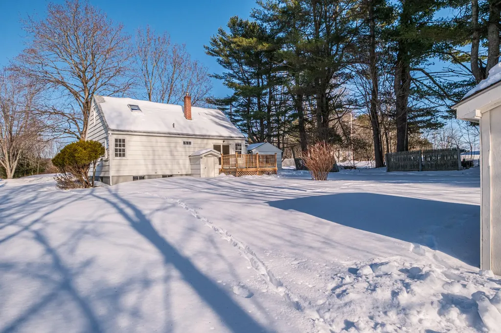 171 Stetson Road Lewiston ME 04240
