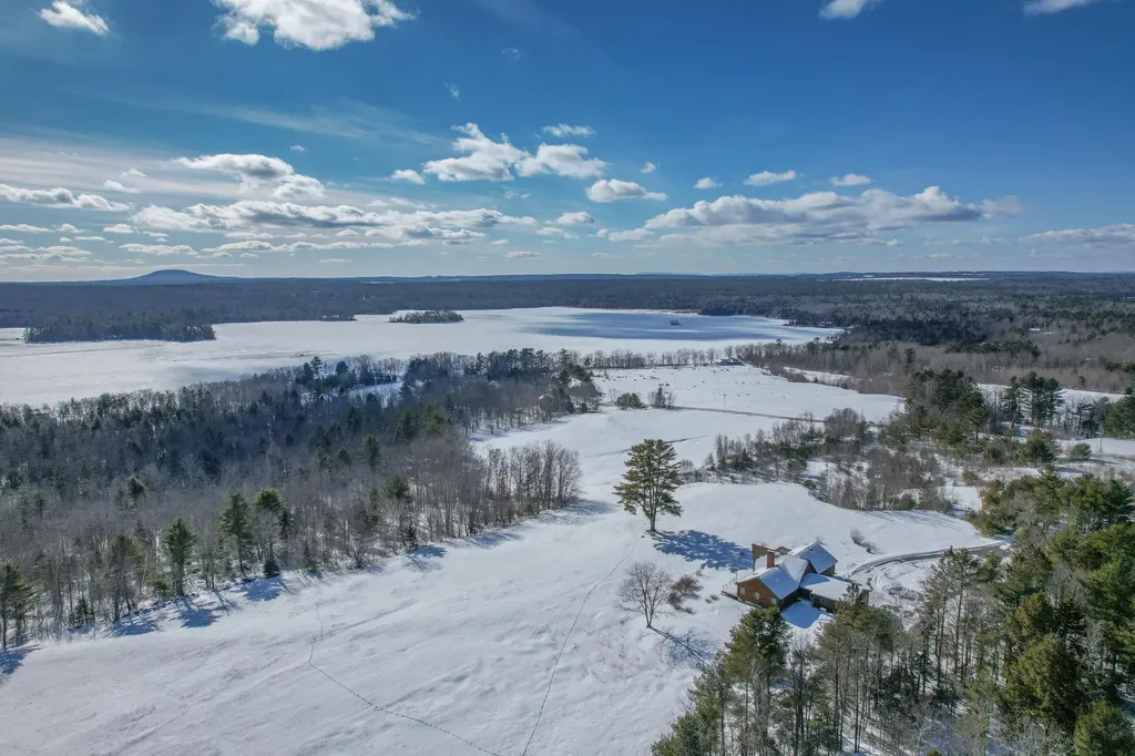 28 Turnbull Way Ellsworth ME 04605