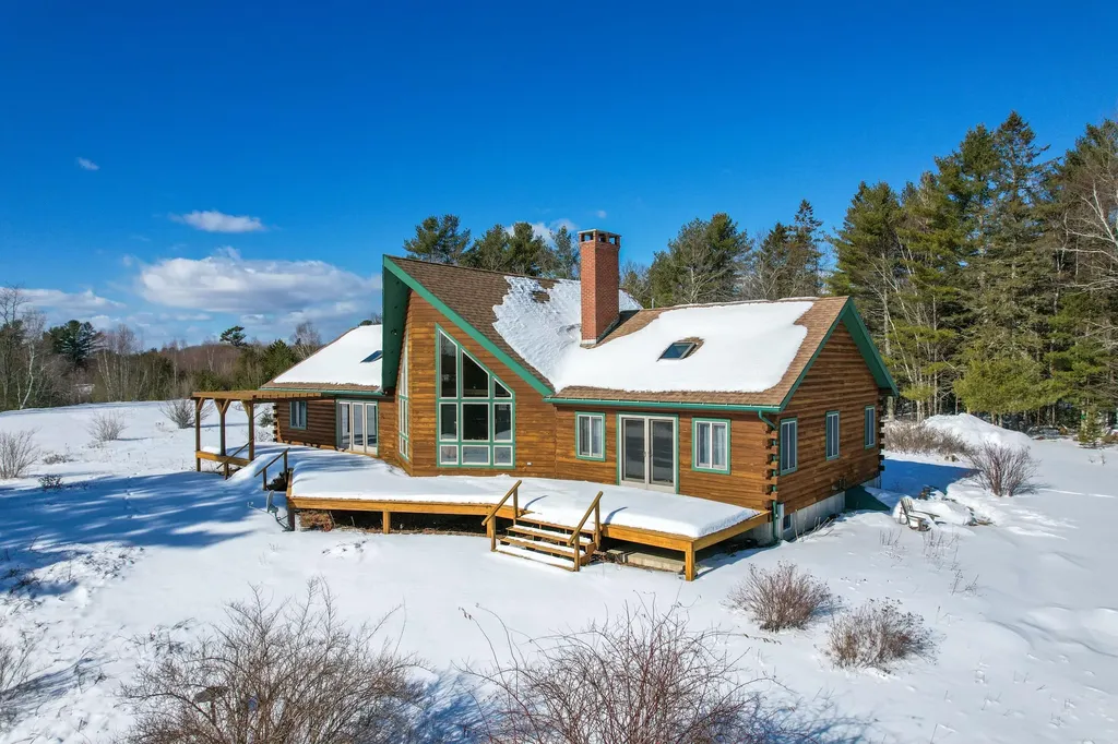 28 Turnbull Way Ellsworth ME 04605