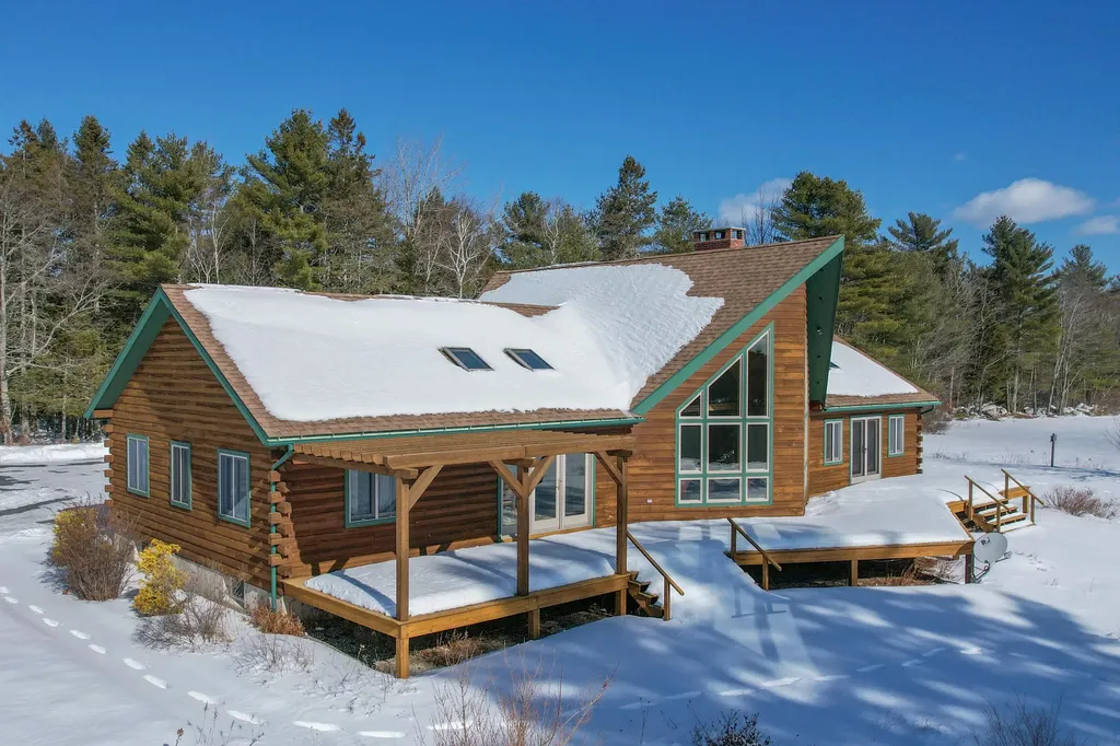 28 Turnbull Way Ellsworth ME 04605