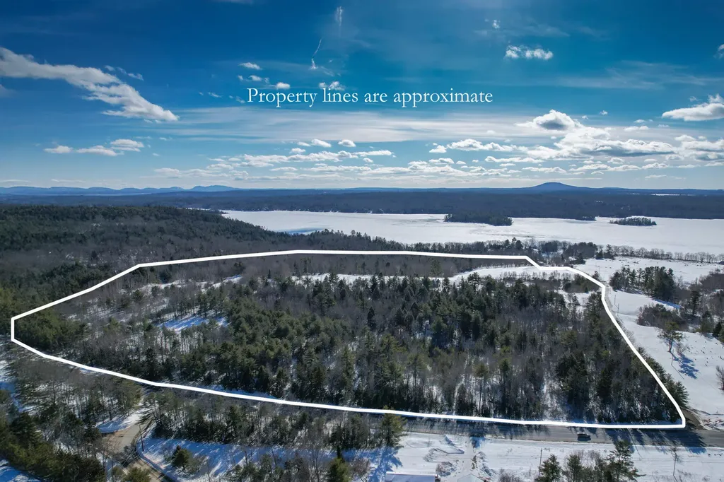28 Turnbull Way Ellsworth ME 04605