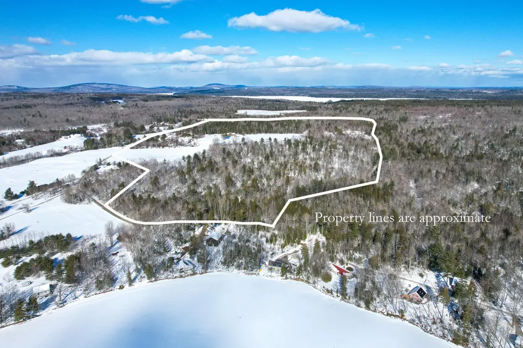 28 Turnbull Way Ellsworth ME 04605