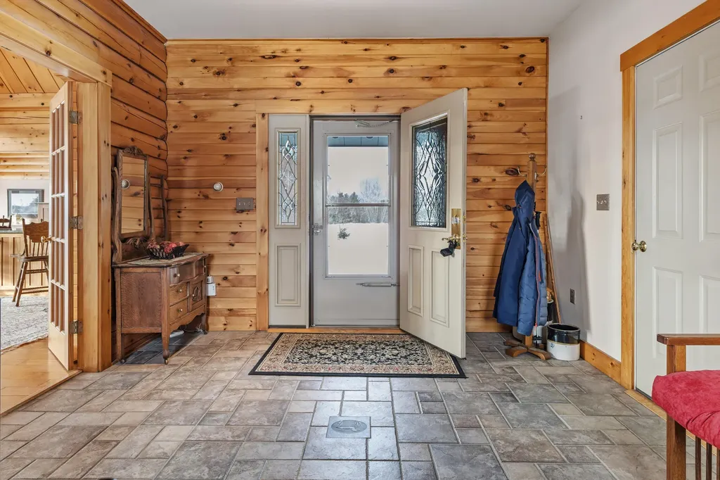 28 Turnbull Way Ellsworth ME 04605