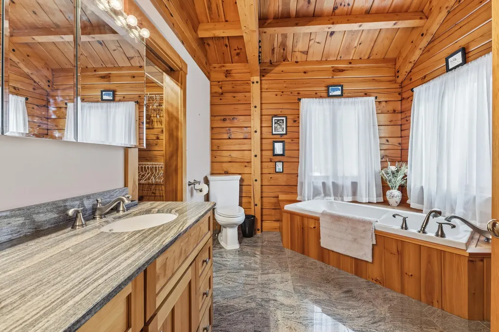 28 Turnbull Way Ellsworth ME 04605