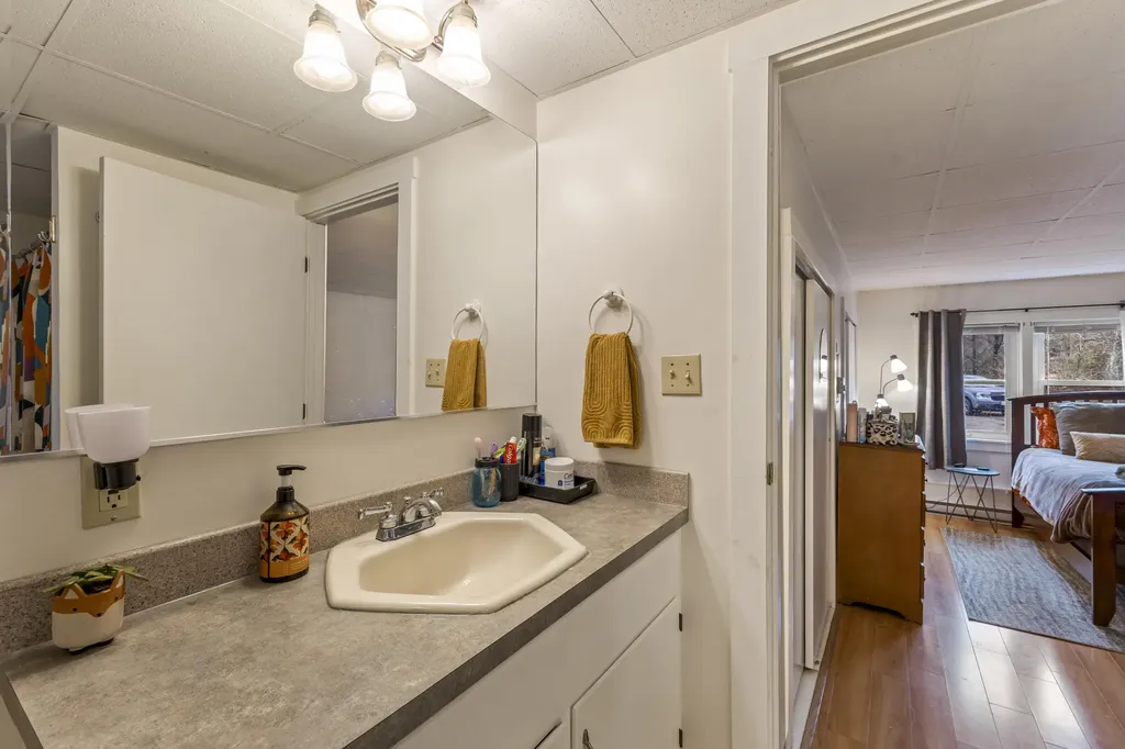 16 Pond View Road Old Orchard Beach ME 04064