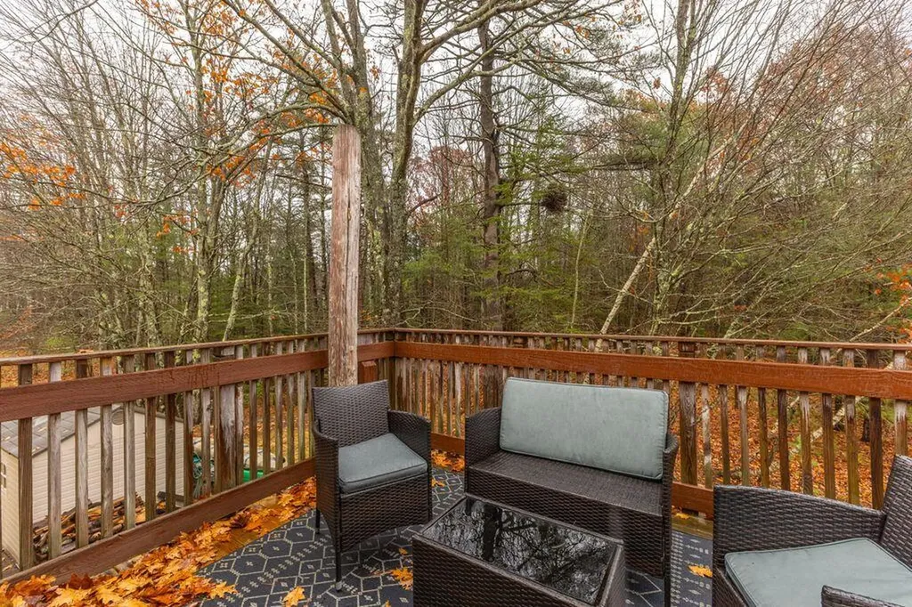 16 Pond View Road Old Orchard Beach ME 04064